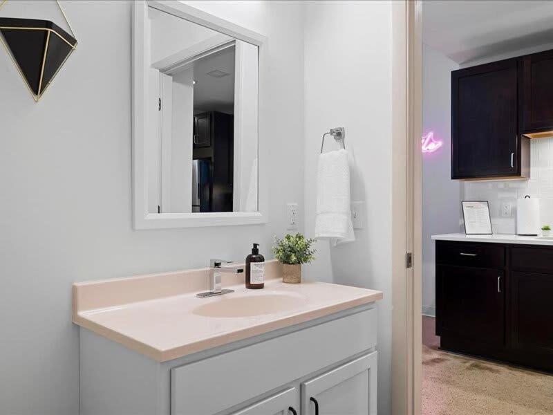 Cozysuites Historic 1Br, Downtown Pittsburgh Exterior photo